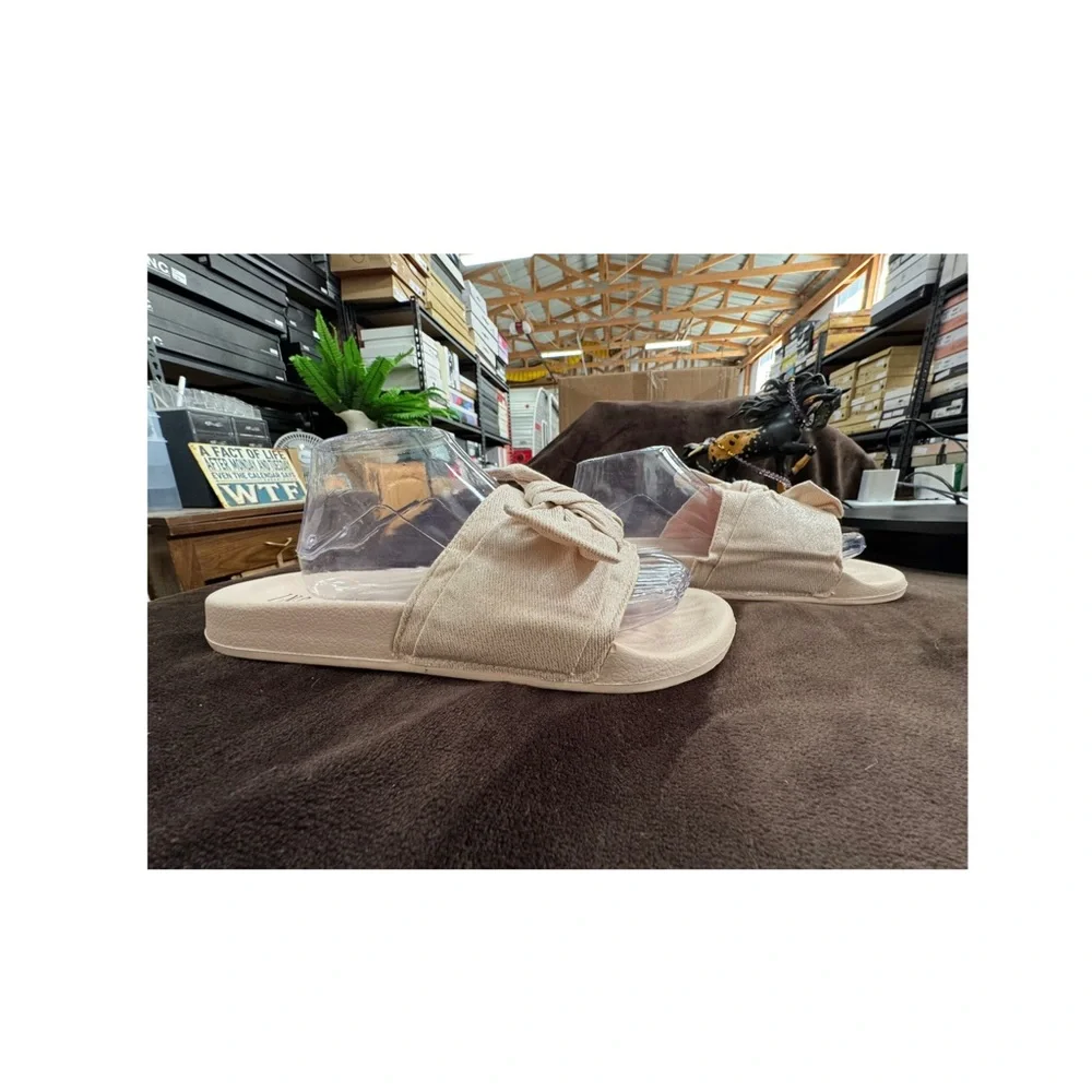INC Beige Slide Sandals with sparkling Bow Accent XL (11-12) - Picture 1 of 9